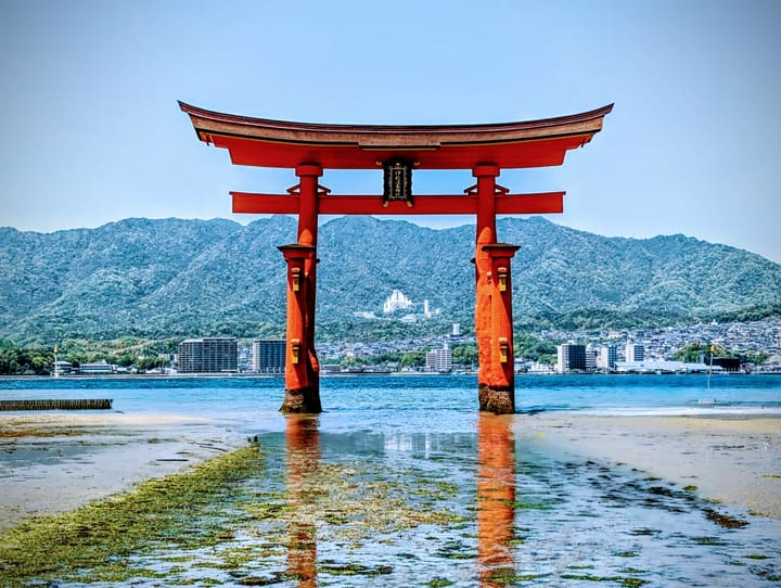 Hiroshima and Itsukushima (Miyajima): Random Impressions